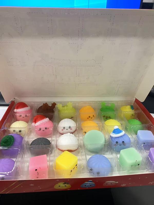 2026 Christmas Mini Squishies Advent Calendar - 24-Day Dumpling Squishies Countdown Play Set with Glitter Squeeze Toys, Squishy Box Set Kids Toys, Cool Gifts for Kids Squishy Dumplings Squishies Squishy Kit